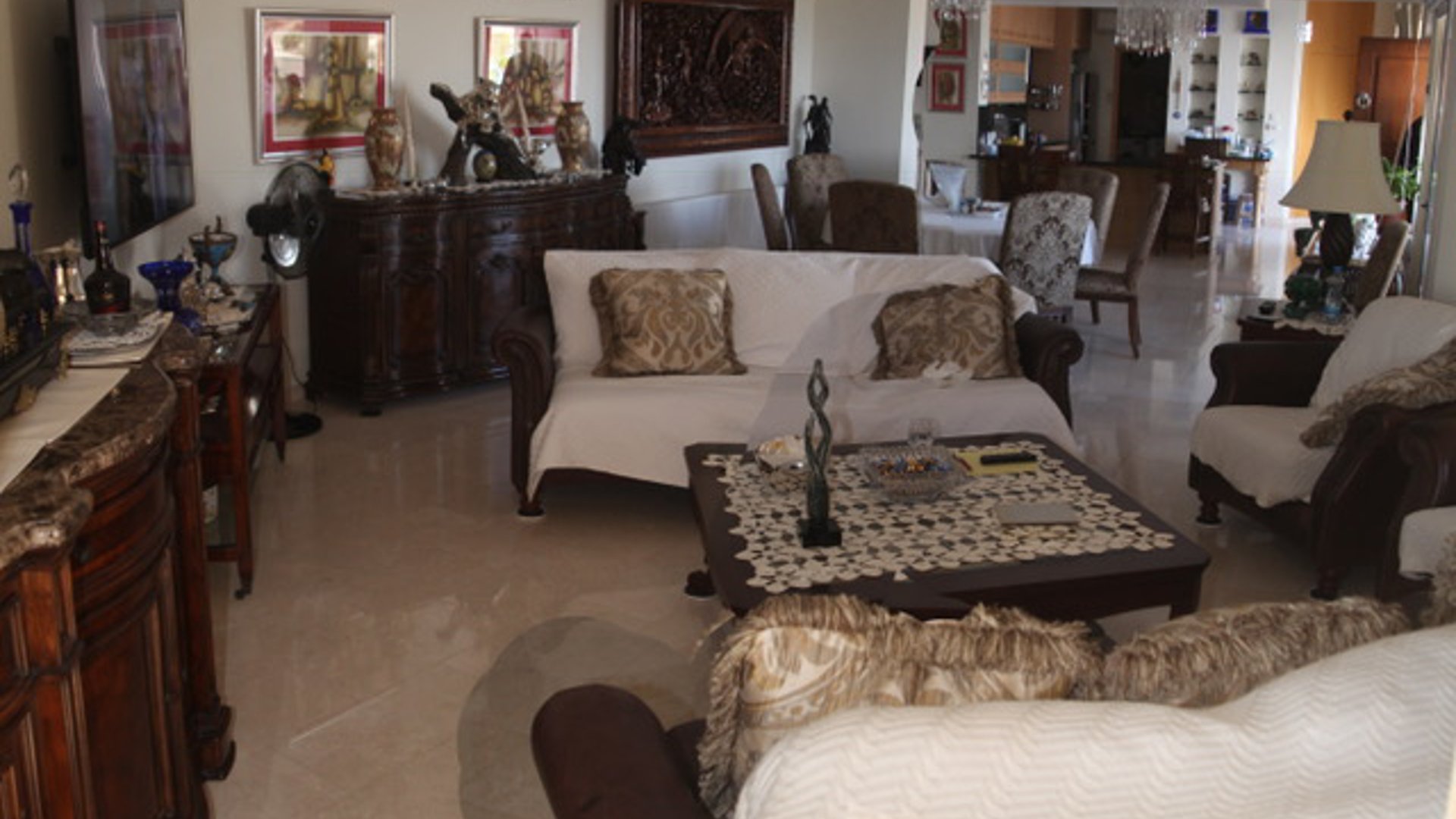 4 bedrooms Villa in Limassol, Cyprus No. 26030