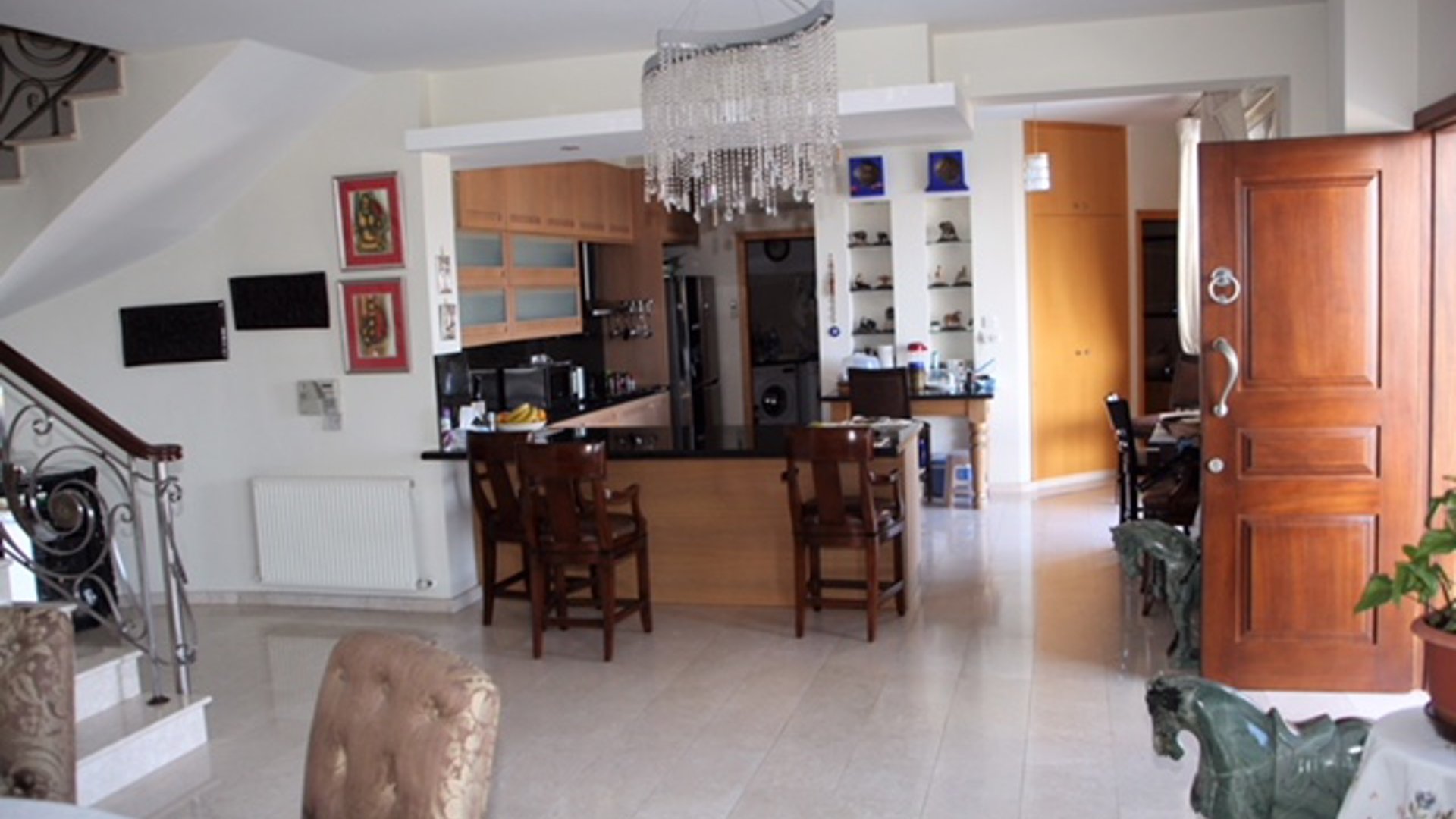 4 bedrooms Villa in Limassol, Cyprus No. 26030