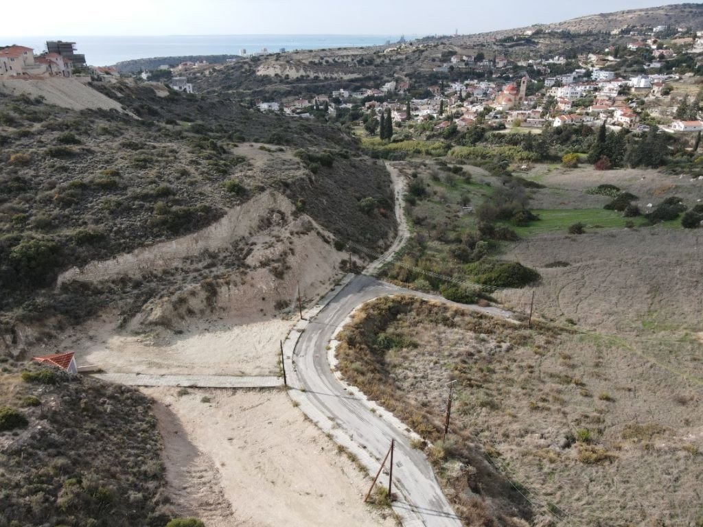 Land in Agios Tychonas, Limassol, Cyprus No. 54147