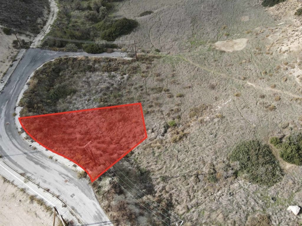 Land in Agios Tychonas, Limassol, Cyprus No. 54149