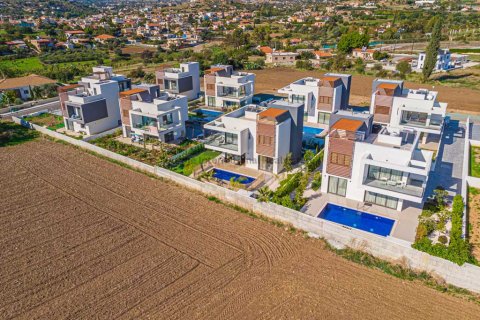 Вилла с 3 спальнями в Пиргос, Лимасол, № 39278 2