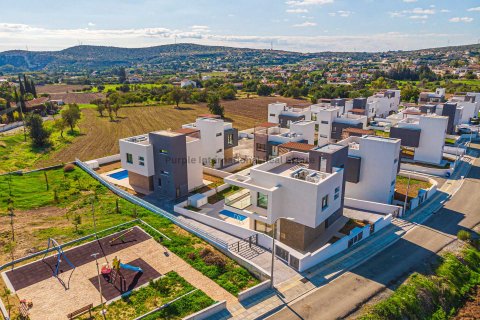 Вилла с 3 спальнями в Пиргос, Лимасол, № 39278 3