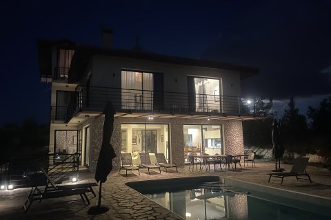 5 bedrooms Villa in Tsada, Paphos,  No. 39274 4