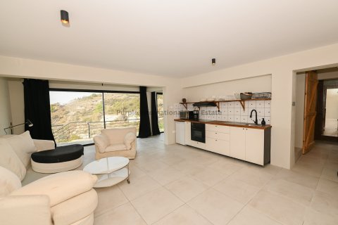 5 bedrooms Villa in Tsada, Paphos,  No. 39274 27