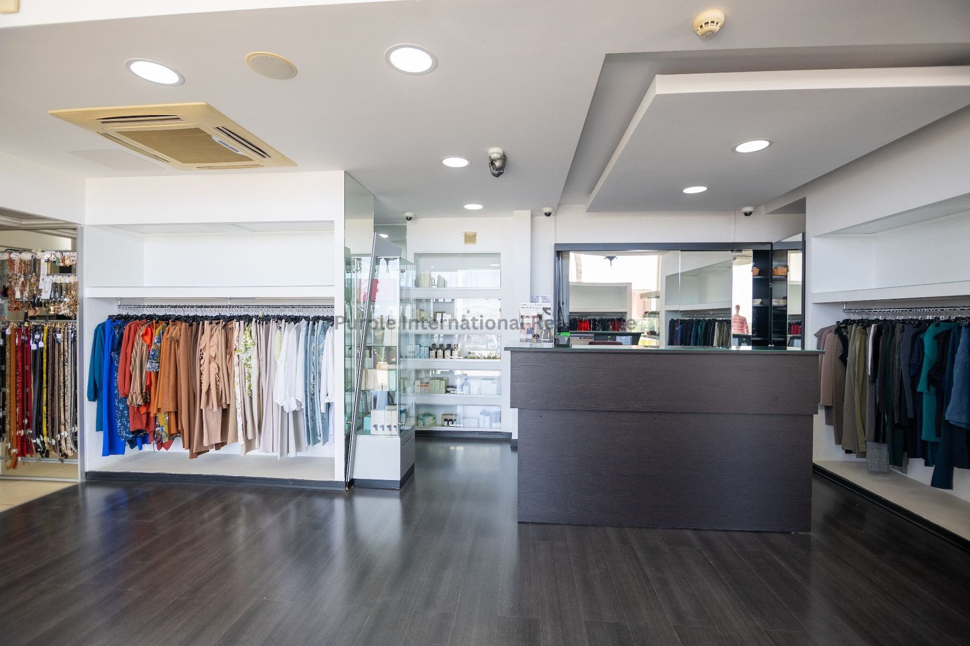 199.5m2 Boutique à Paralimni, Ammochostos, Chypre No. 49902
