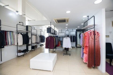 199.5m2 Shop in Paralimni, Ammochostos,  No. 49902 3