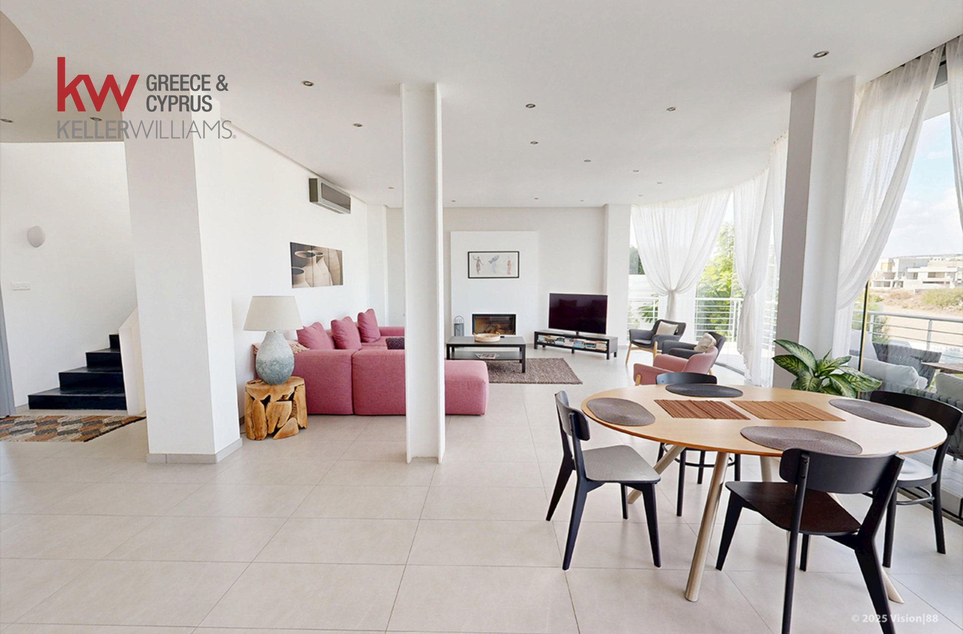5 dormitorios Villa en Larnaka, Chipre No. 39590