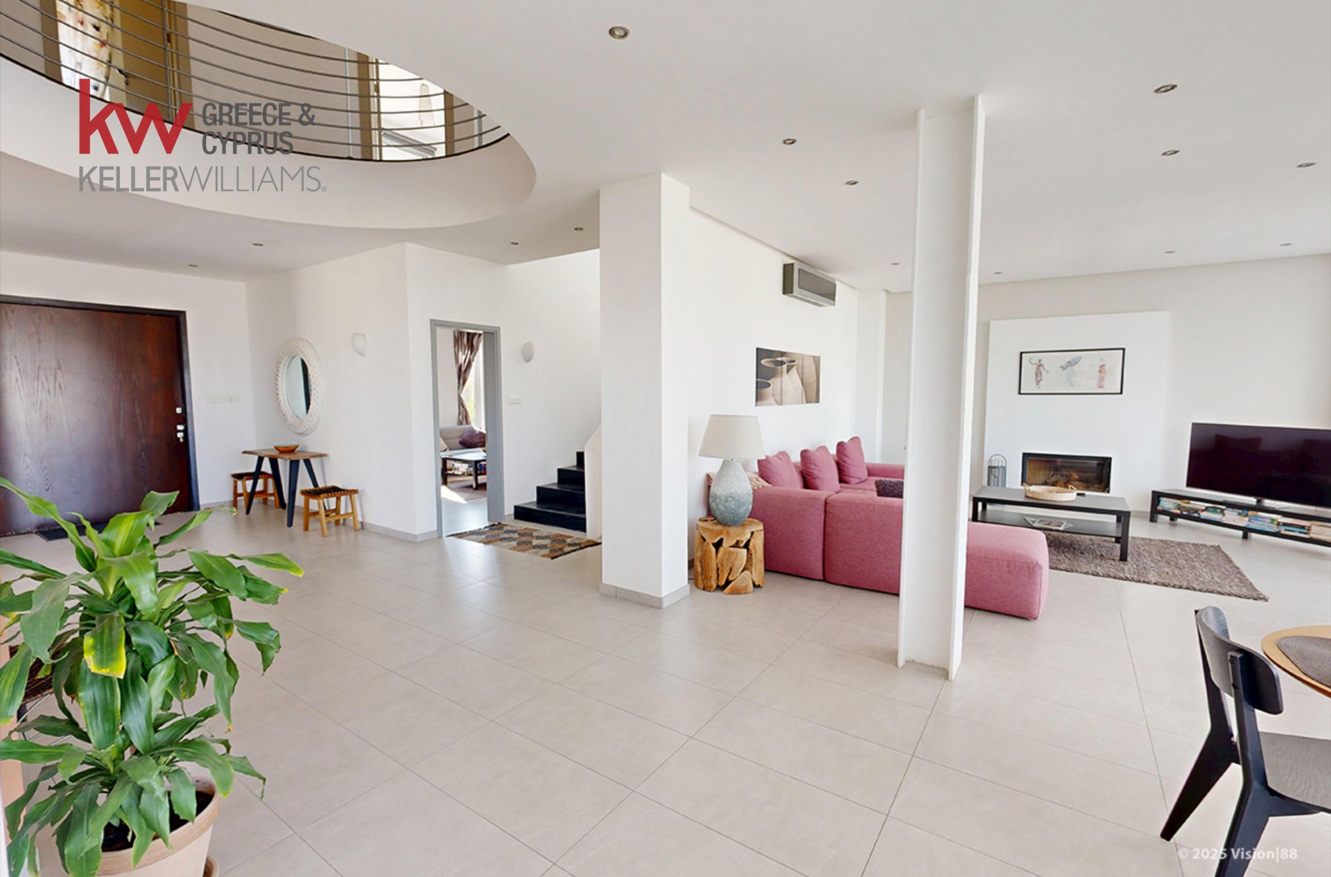 5 dormitorios Villa en Larnaka, Chipre No. 39590