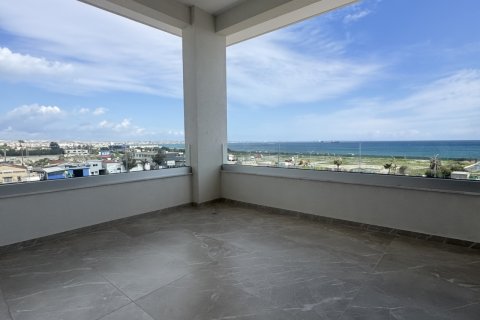 2 bedrooms Apartment in Larnaca, Larnaka,  No. 39594 7