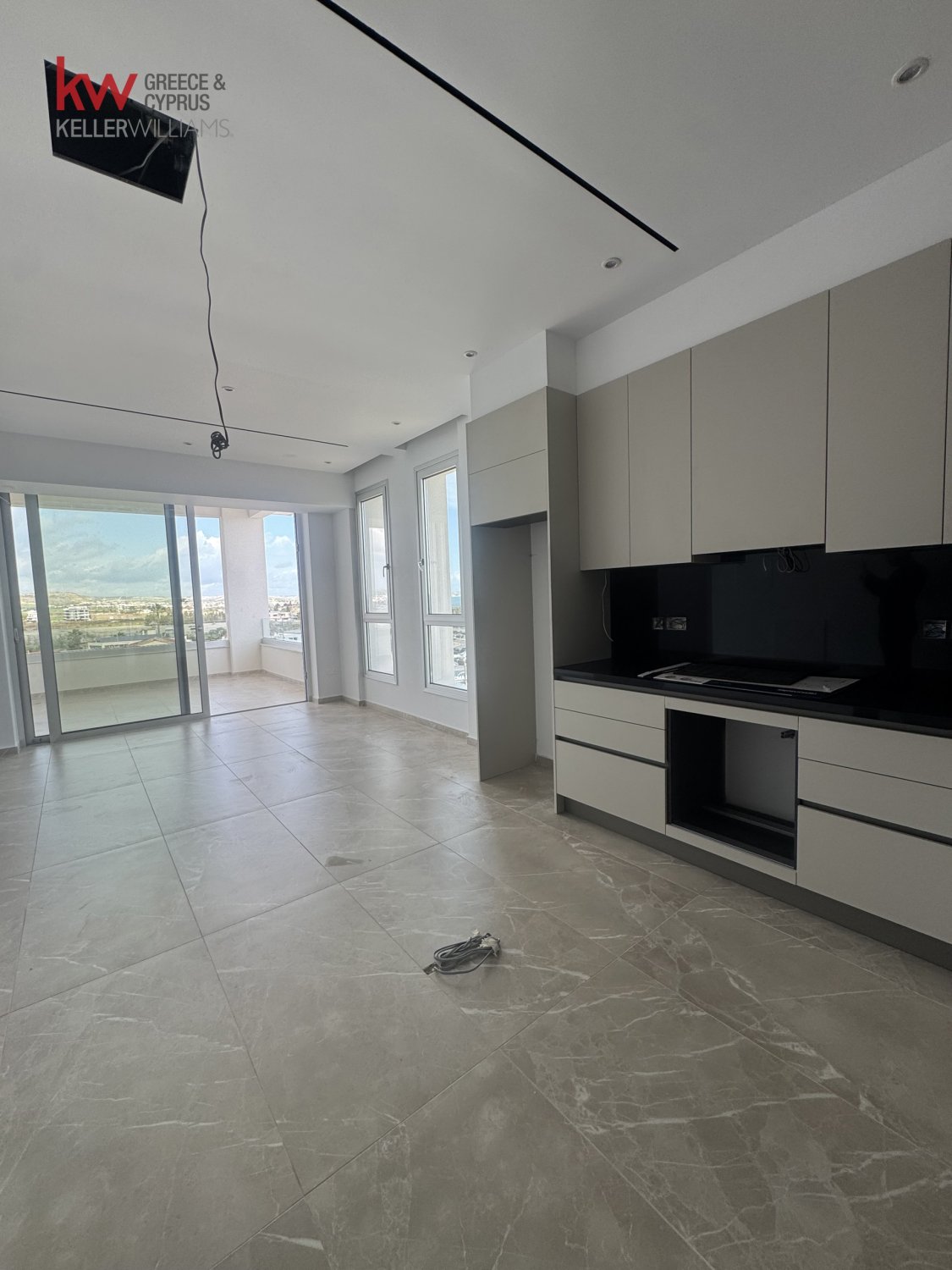 2 bedrooms Apartment in Larnaca, Larnaka, Cyprus No. 39594