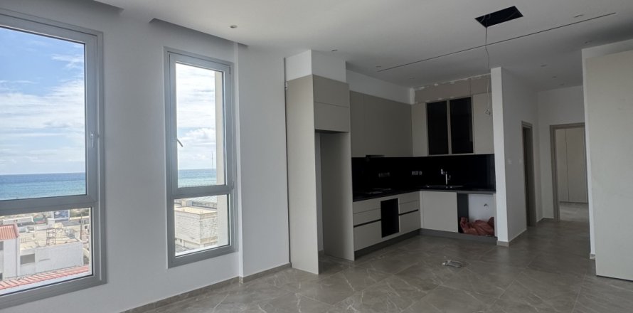 2 bedrooms Apartment in Larnaca, Larnaka,  No. 39594