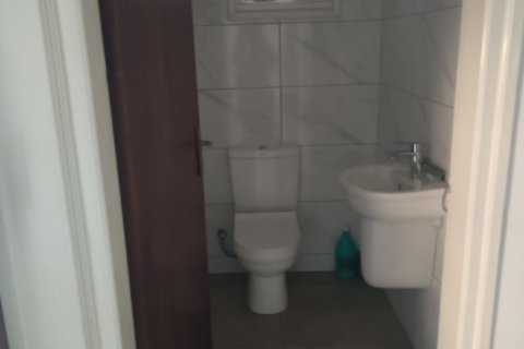 3 bedrooms Apartment in Larnaca, Larnaka,  No. 39589 14