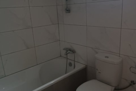 3 bedrooms Apartment in Larnaca, Larnaka,  No. 39589 12