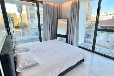 2 bedrooms Apartment in Larnaca, Larnaka,  No. 39592 10