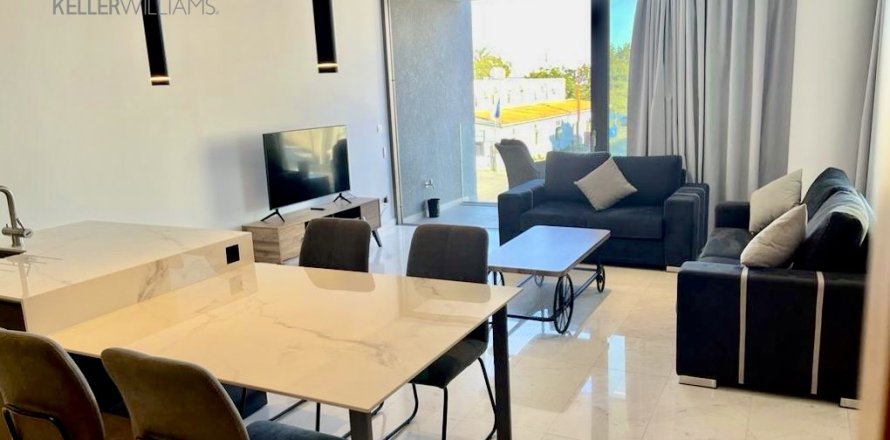 2 bedrooms Apartment in Larnaca, Larnaka,  No. 39592