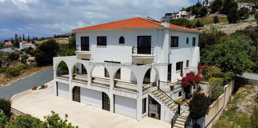 5 dormitorios Villa en Tala, Paphos, No. 7781