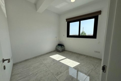 2 bedrooms Apartment in Limassol,  No. 55115 14