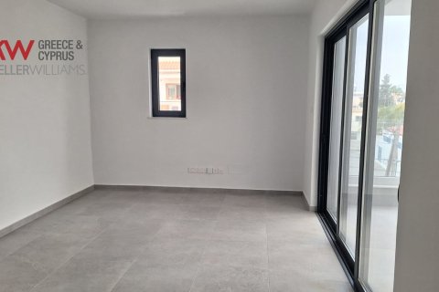 2 bedrooms Apartment in Larnaca, Larnaka,  No. 40392 10