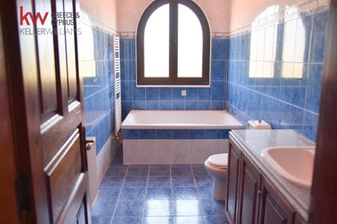 6 chambres Villa à Oroklini, Larnaka,  No. 40395 12