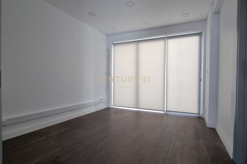 Офис 180м2 в Лимассол, Лимасол,  № 53490 9