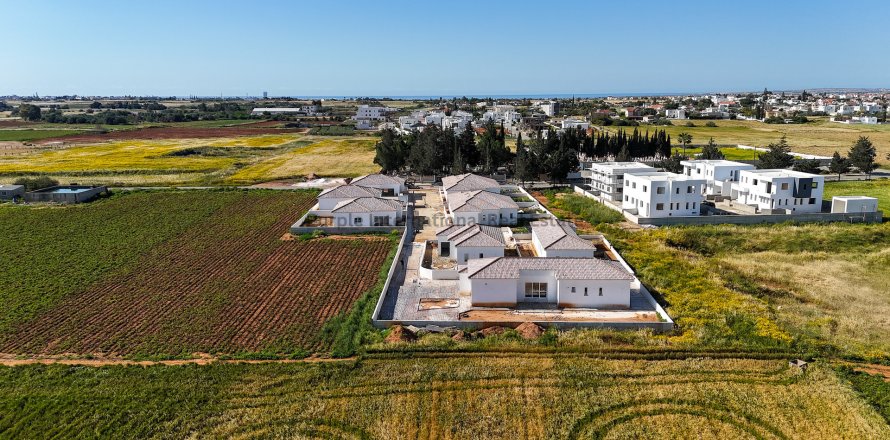 2 bedrooms Bungalow in Frenaros, Ammochostos,  No. 51176