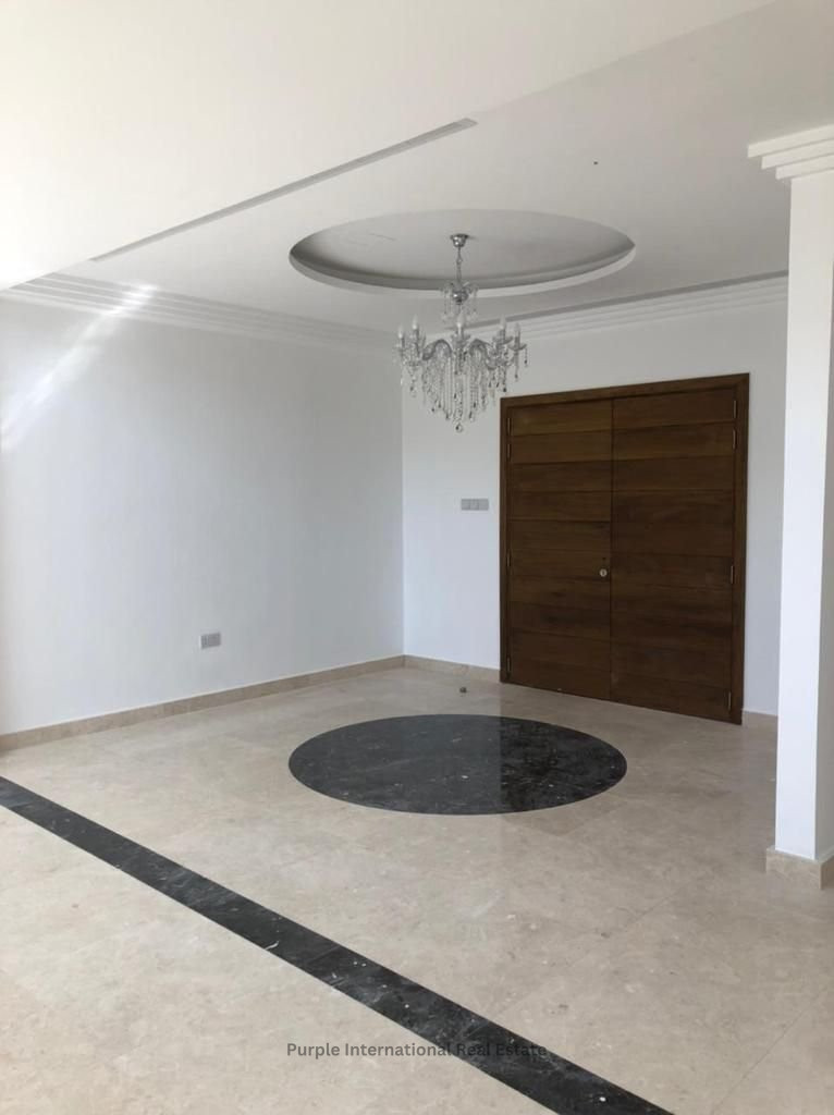 4 bedrooms Villa in Chloraka, Paphos, Cyprus No. 35799