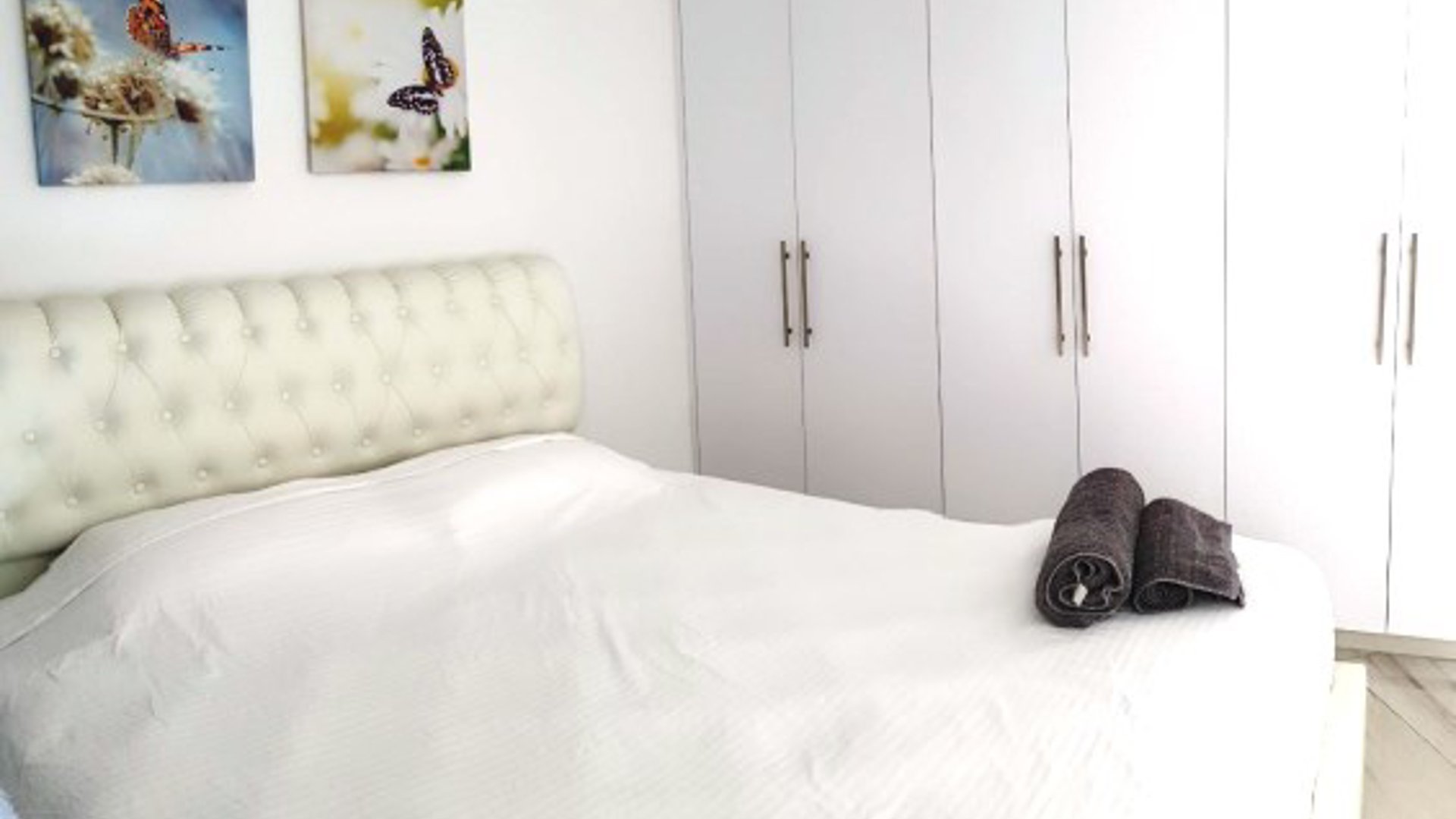 3 bedrooms Apartment in Agios Tychonas, Limassol, Cyprus No. 26114
