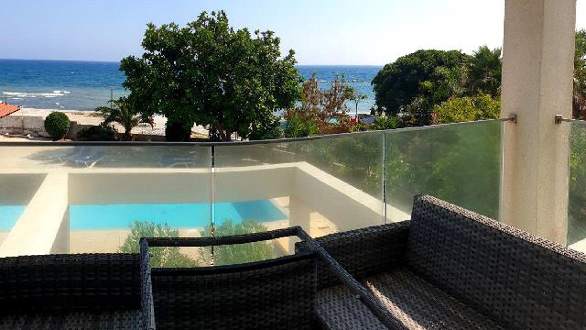 3 bedrooms Apartment in Agios Tychonas, Limassol, Cyprus No. 26114