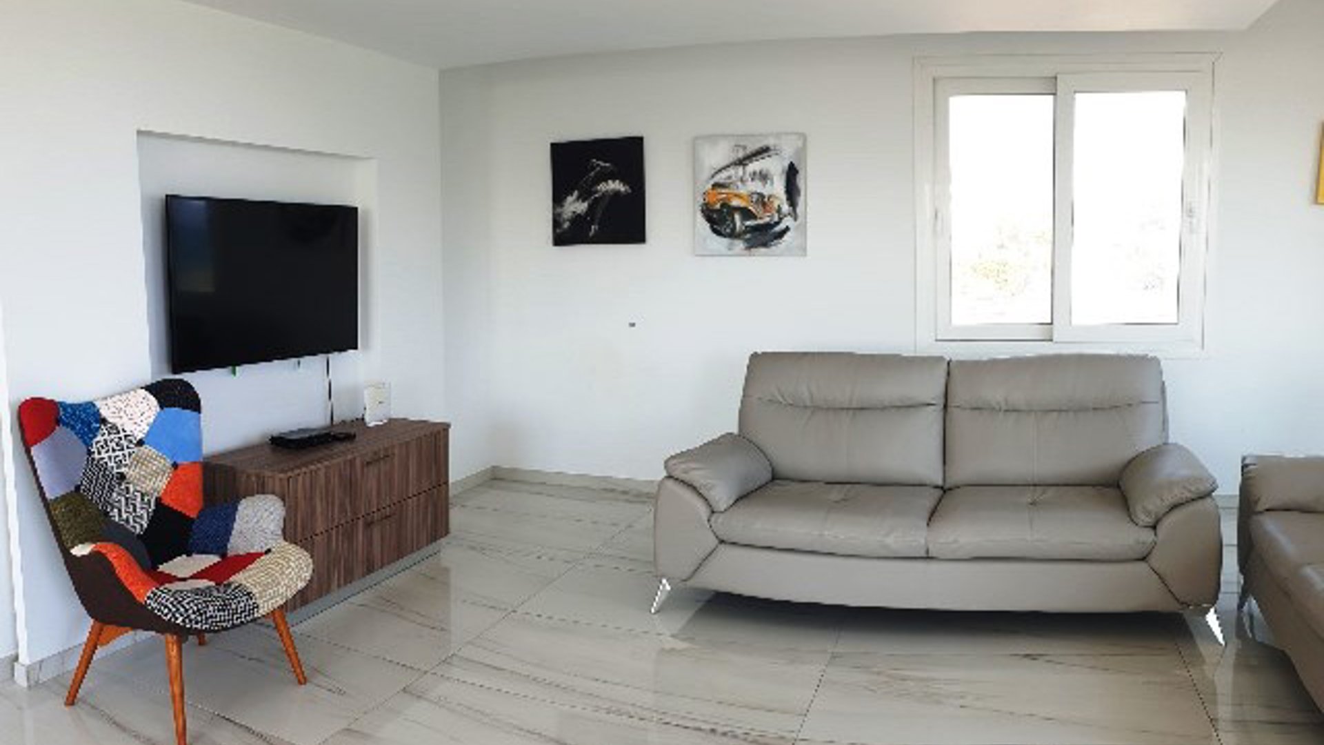 3 bedrooms Apartment in Agios Tychonas, Limassol, Cyprus No. 26114