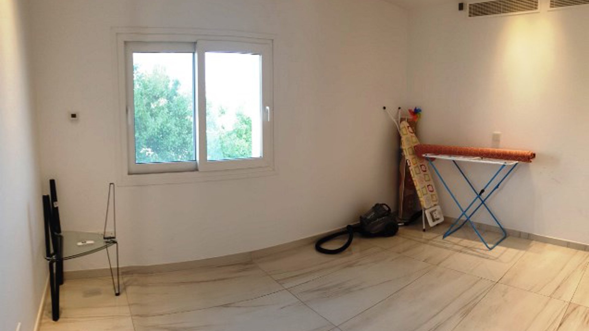 3 bedrooms Apartment in Agios Tychonas, Limassol, Cyprus No. 26114