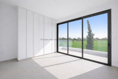 Вилла с 4 спальнями в Дромолаксия, Ларнака,  № 50910 13