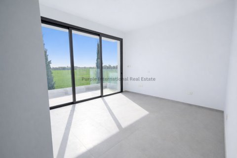 Вилла с 4 спальнями в Дромолаксия, Ларнака,  № 50910 12