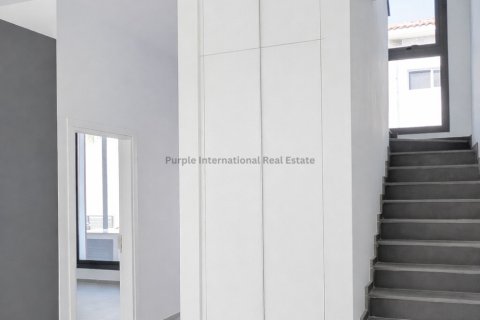 Вилла с 4 спальнями в Дромолаксия, Ларнака,  № 50910 8