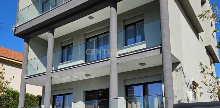 7 dormitorios Villa en Germasogeia, Limassol,  No. 55484