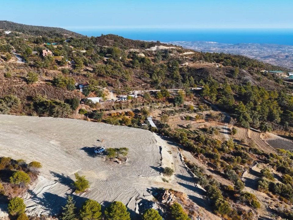 Terrain à Kellaki, Limassol, Chypre No. 55485