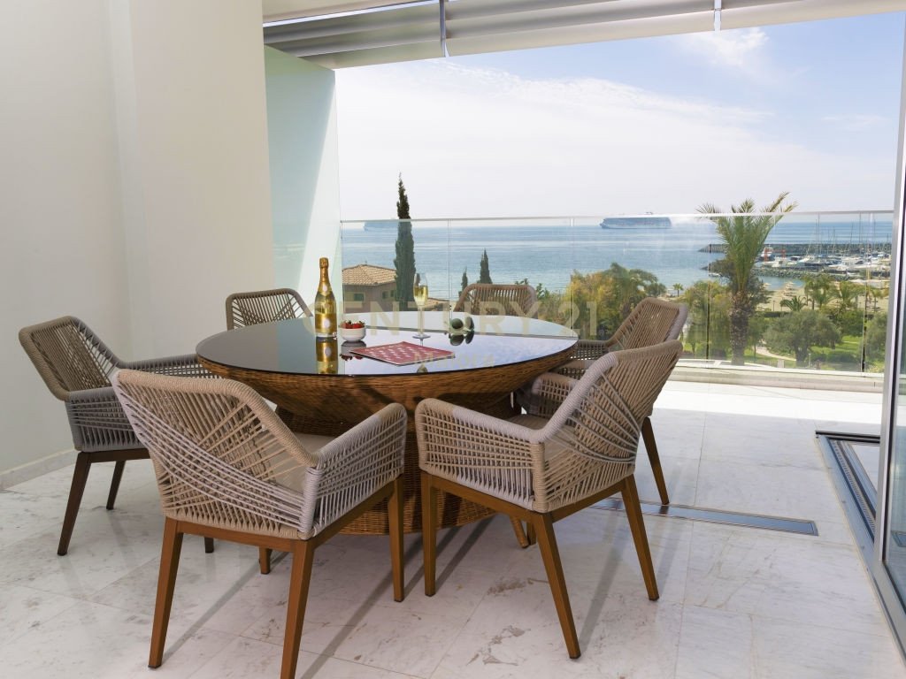 2 bedrooms Apartment in Pyrgos, Limassol, Cyprus No. 55968