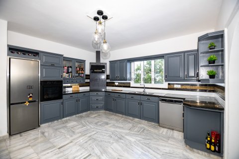 3 bedrooms Villa in Frenaros, Ammochostos, No. 39345 9