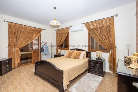 3 dormitorios Villa en Xylofagou, Larnaka,  No. 53147 13