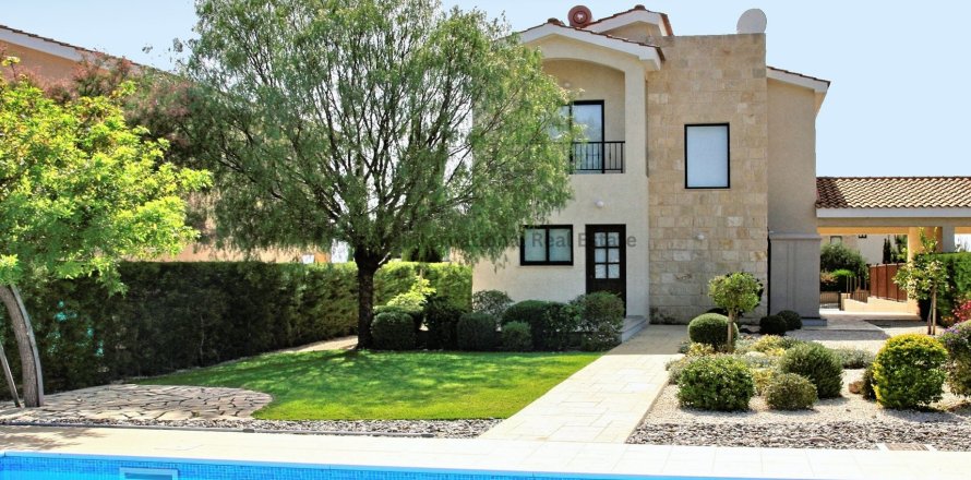 2 bedrooms Villa in Paphos, No. 7843