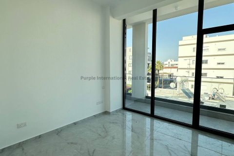 3 bedrooms Apartment in Neapolis, Limassol,  No. 37785 4