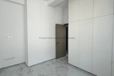 3 bedrooms Apartment in Neapolis, Limassol,  No. 37785 10