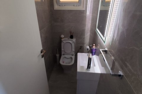 3 bedrooms Townhouse in Larnaca, Larnaka,  No. 39923 19