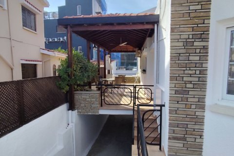 3 bedrooms Townhouse in Larnaca, Larnaka,  No. 39923 5