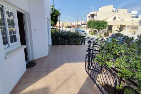 3 bedrooms Townhouse in Larnaca, Larnaka,  No. 39923 4