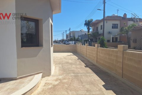 4 bedrooms Townhouse in Frenaros, Ammochostos,  No. 39926 4