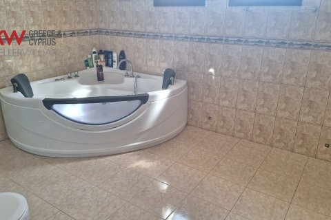 4 bedrooms Townhouse in Frenaros, Ammochostos,  No. 39926 13