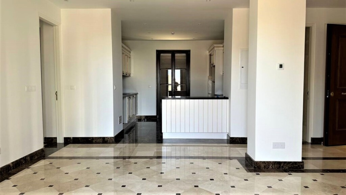 3 bedrooms Apartment in Limassol, Cyprus No. 38150