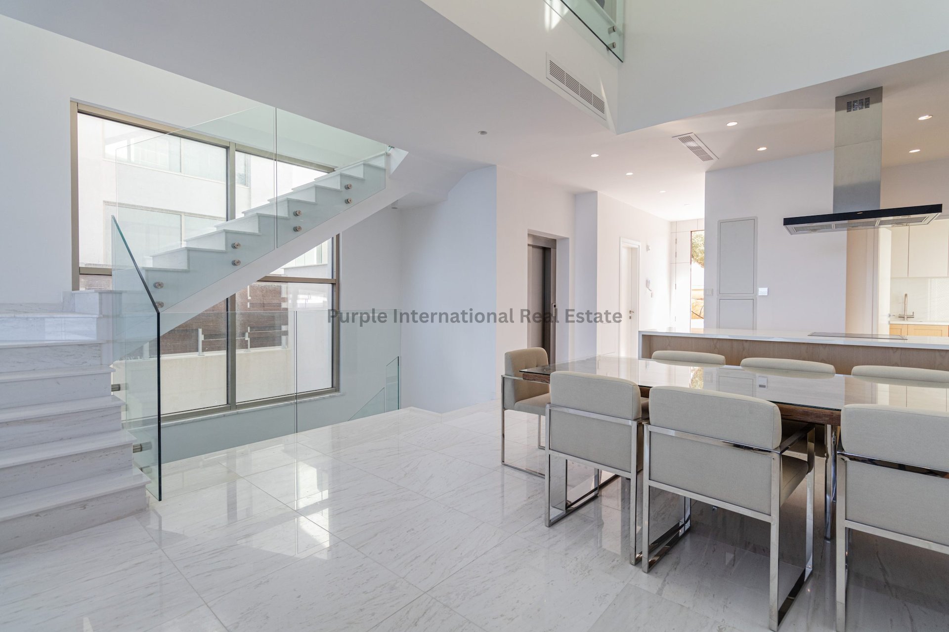 5 chambres Villa à Kissonerga, Paphos, Chypre No. 53323