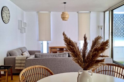 2 bedrooms Apartment in Larnaca, Larnaka,  No. 50530 6