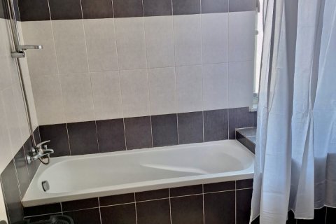 2 bedrooms Apartment in Larnaca, Larnaka,  No. 50530 17